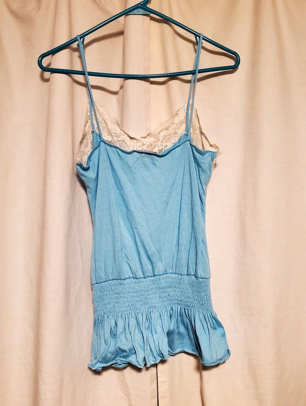 Women's Blue tank top with lace - Picture 3 of 3